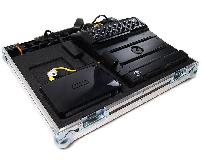 Hovedbilde Mackie DL1608 - Flightcase