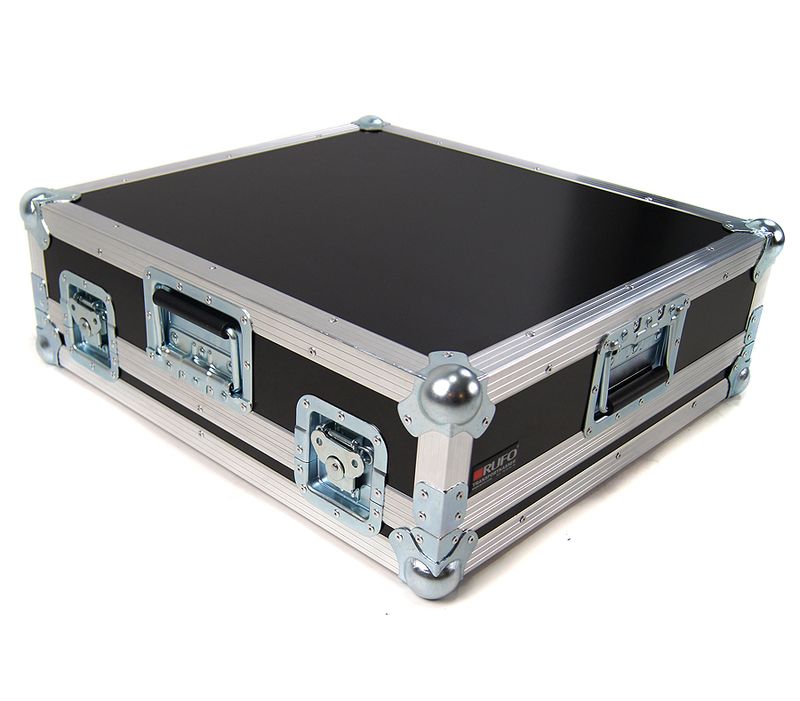 Mackie DL1608 - Flightcase